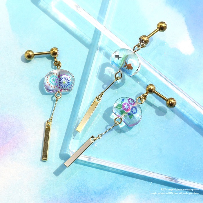 凛オリジナル風鈴チャームピアス